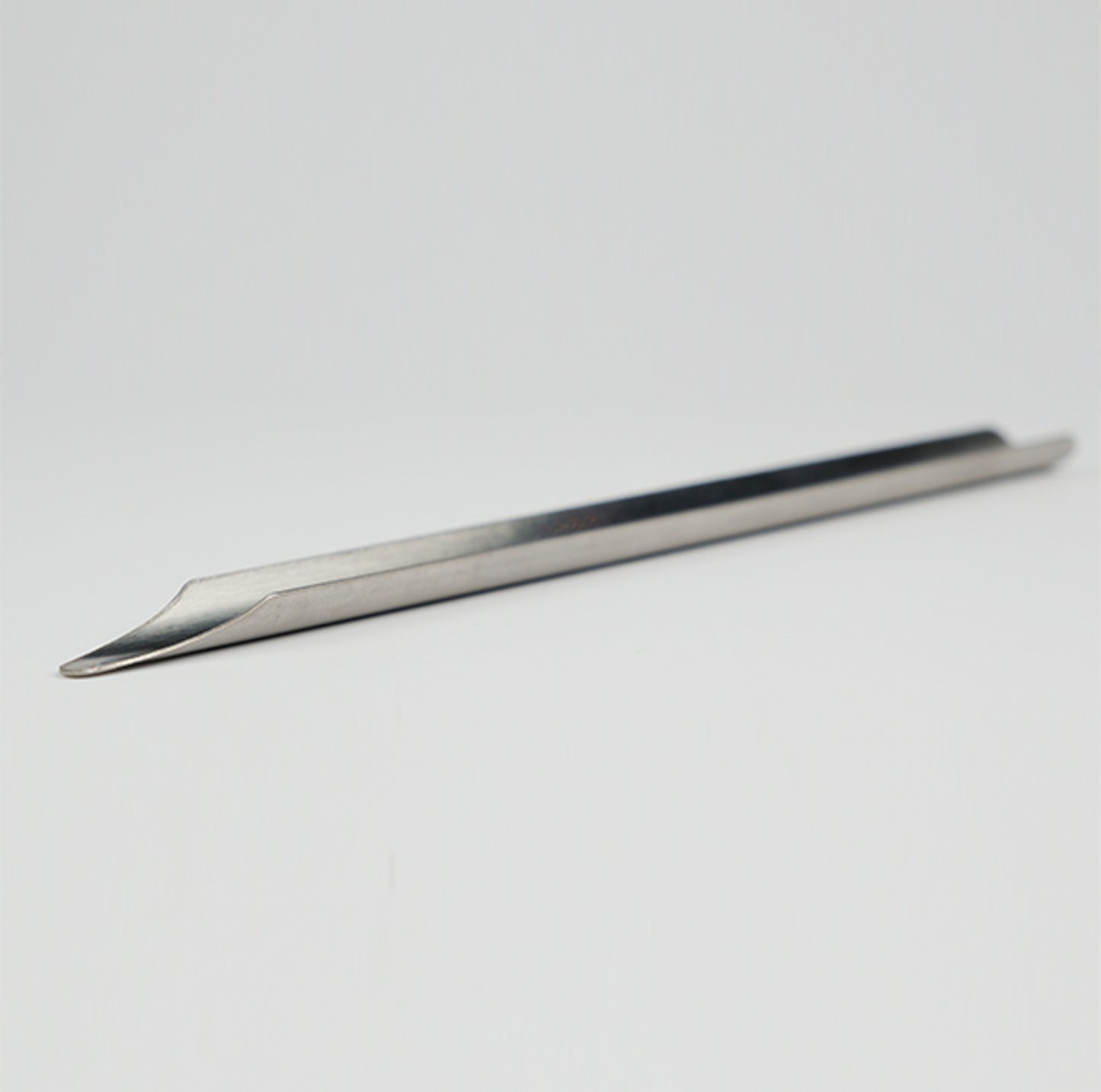 Cut-Off Spatula