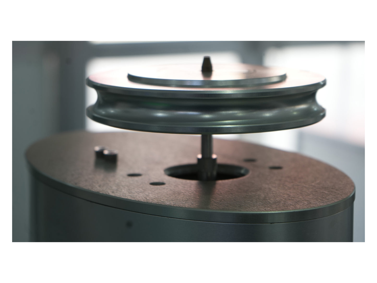 Manual Melt Flow Tester - Performs ASTM D1238 and ISO 1133 Procedure A